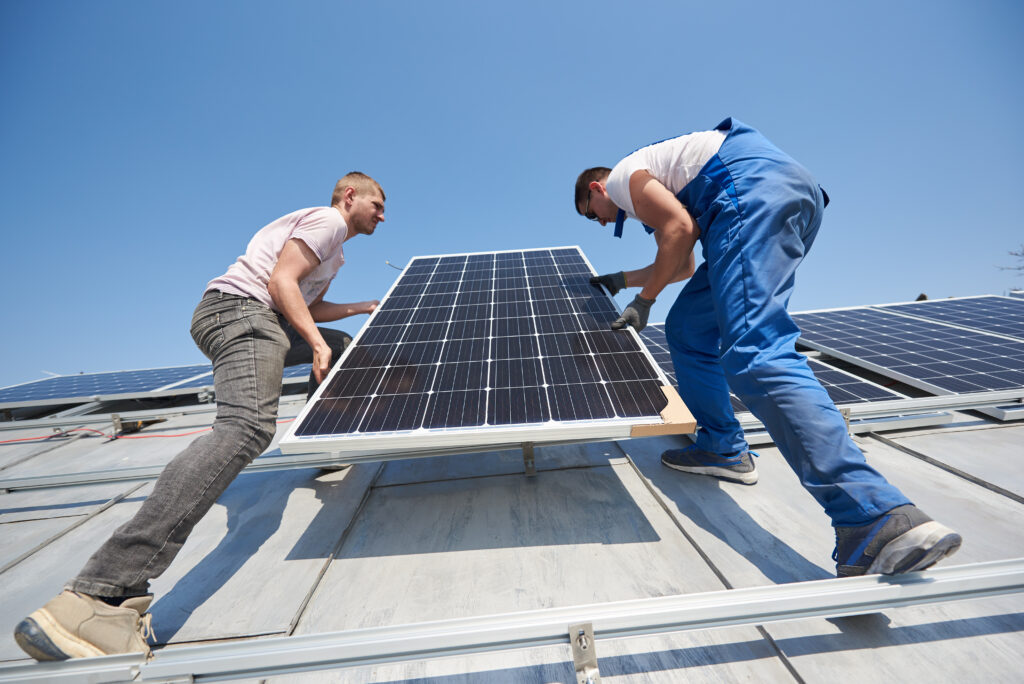 ¿Cómo elegir la mejor empresa instaladora de sistemas fotovoltaicos?