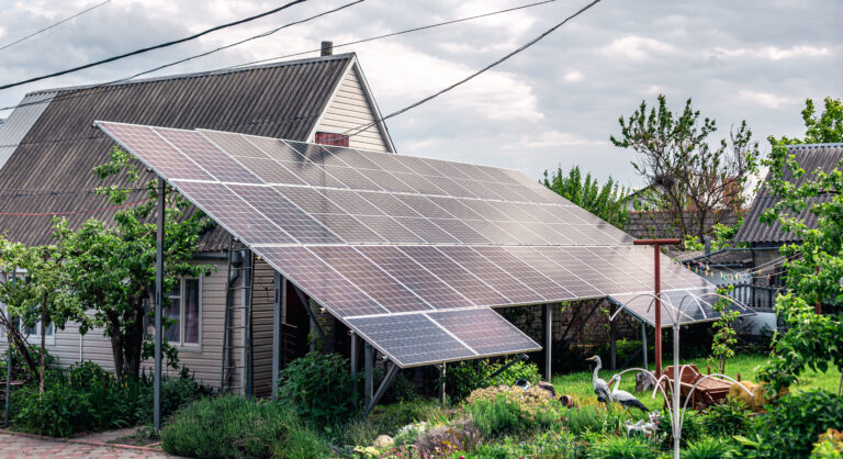 Estrategias de mantenimiento preventivo para prolongar la vida útil de los paneles solares